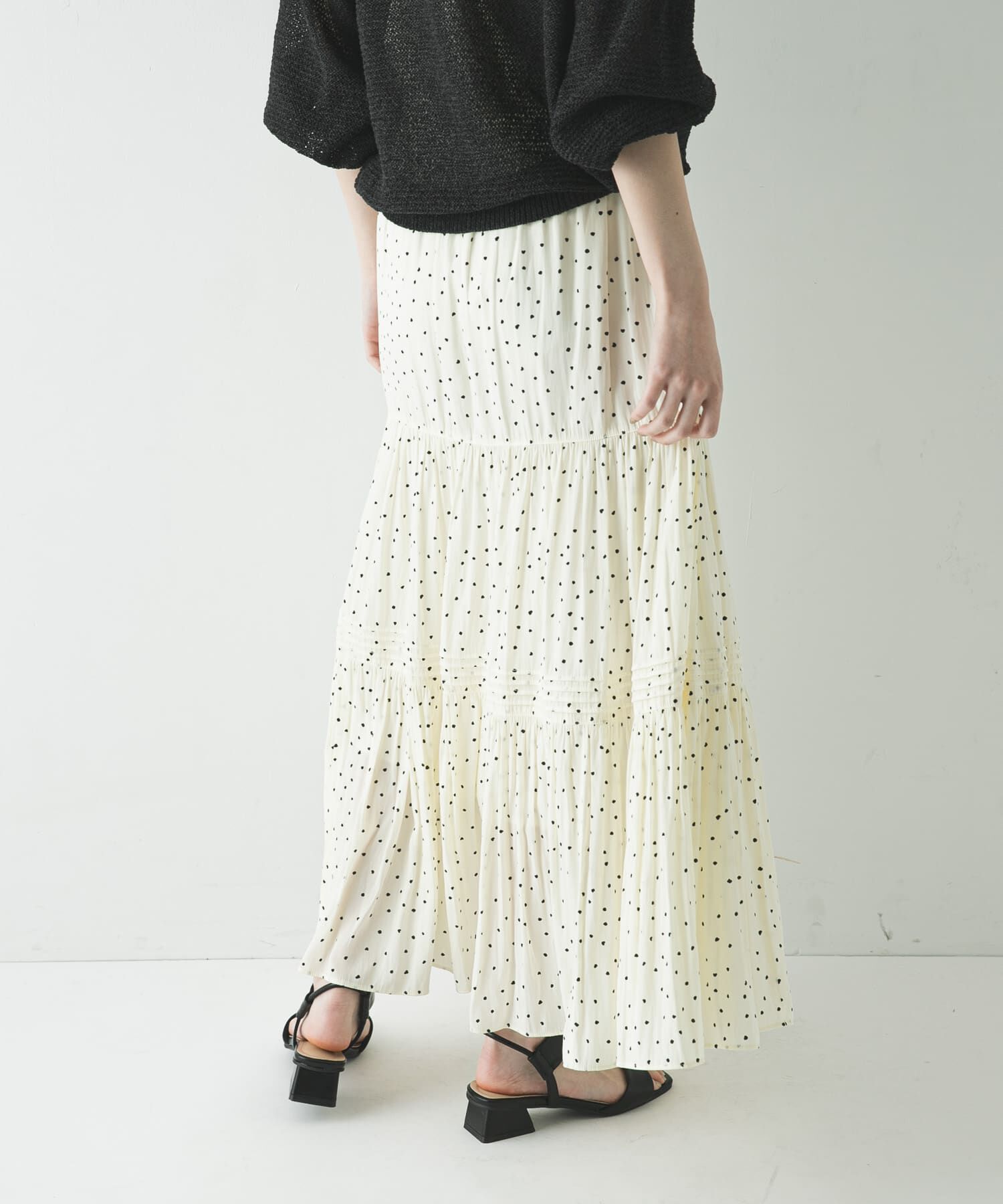 URBAN RESEARCH「ギャザーティアードドットスカート」|スカート|