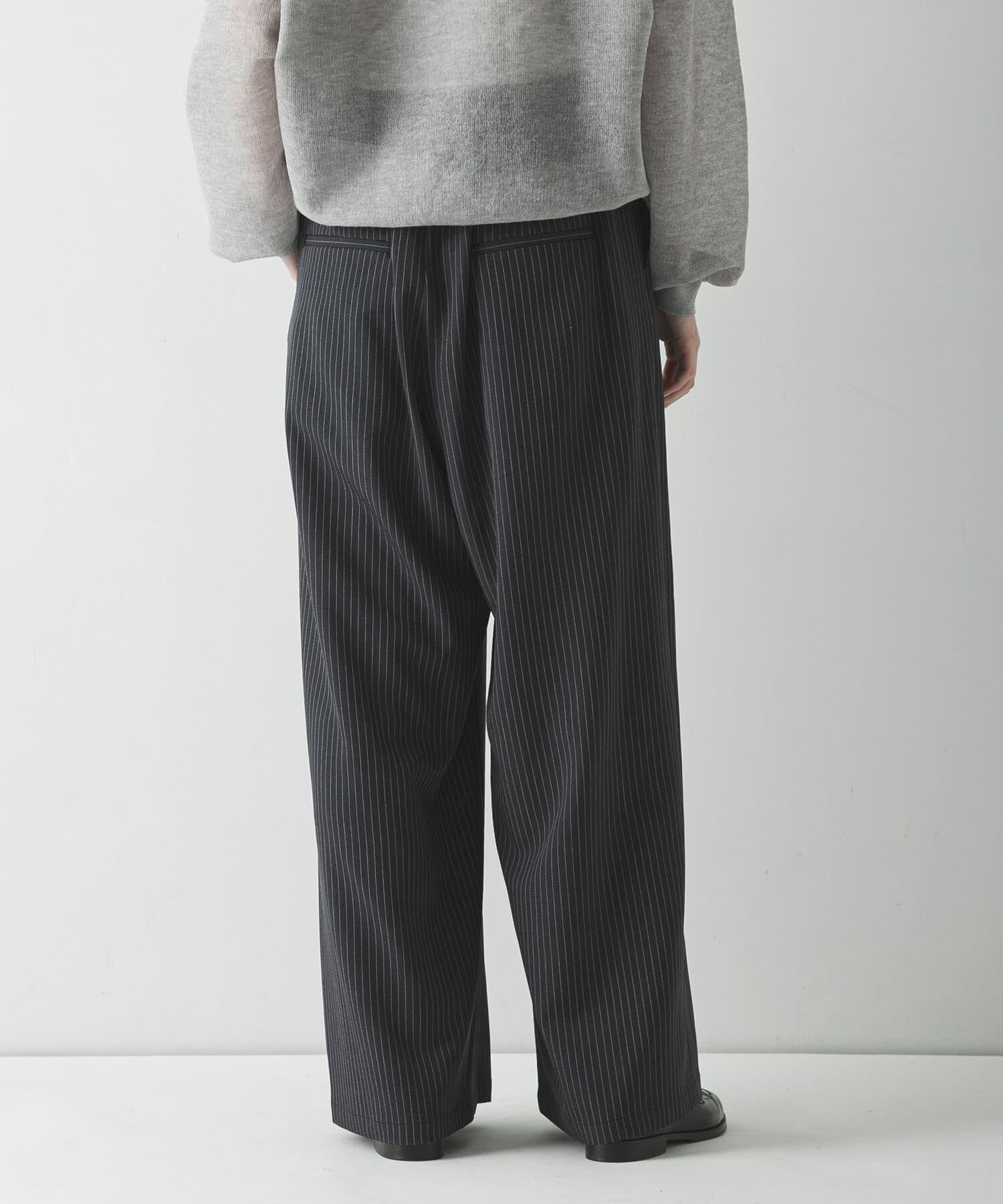 URBAN RESEARCH「『3サイズ展開』『イージーケア』タックギャザーストレートパンツ」|その他|