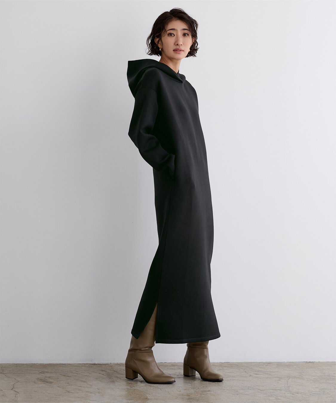 ur's「ボンディングフーディーワンピース」|ワンピース|