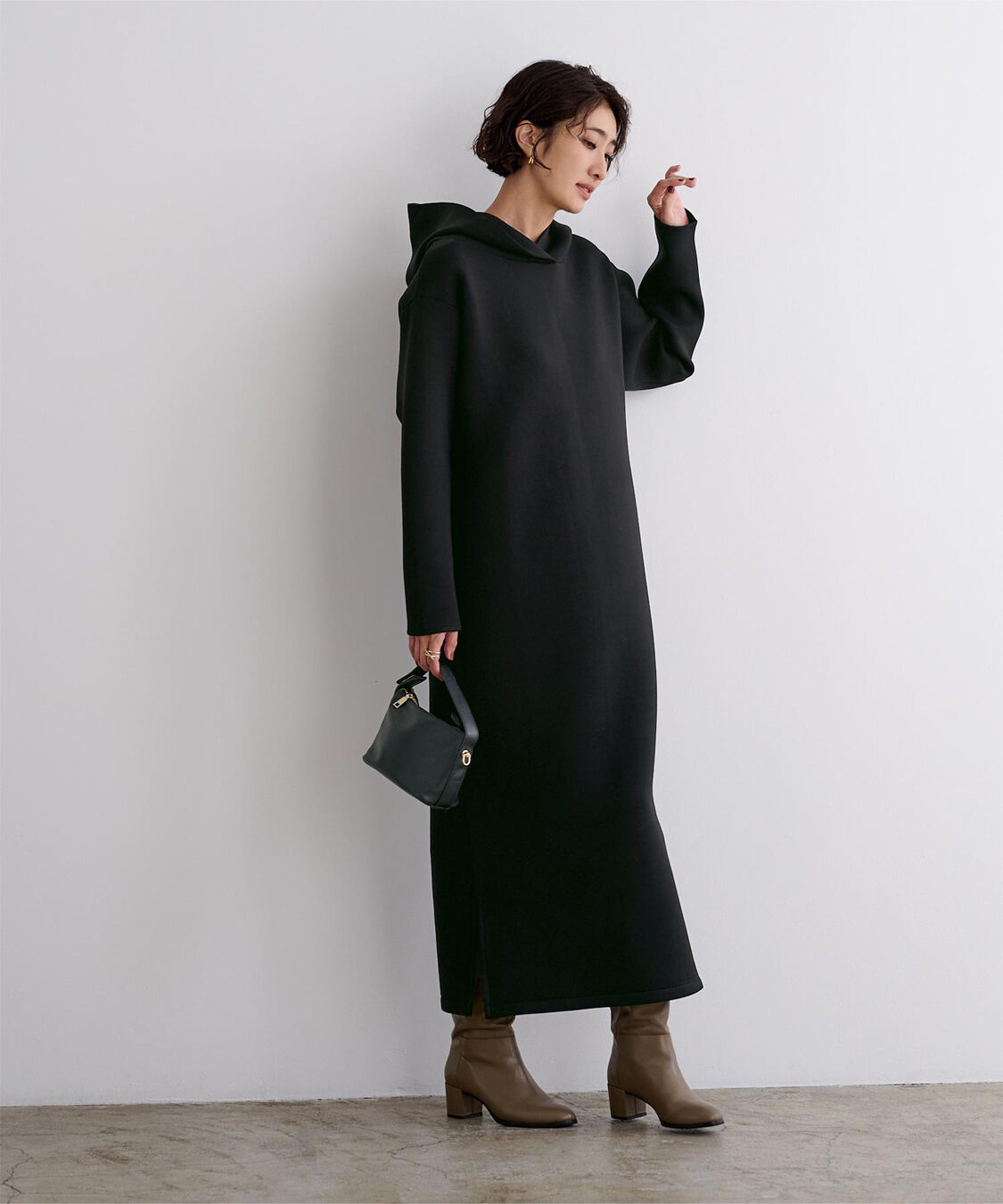 ur's「ボンディングフーディーワンピース」|ワンピース|