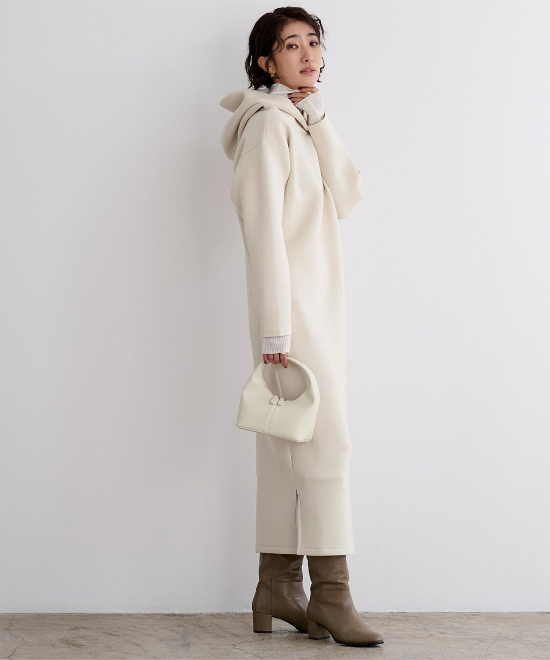 ur's「ボンディングフーディーワンピース」|ワンピース|