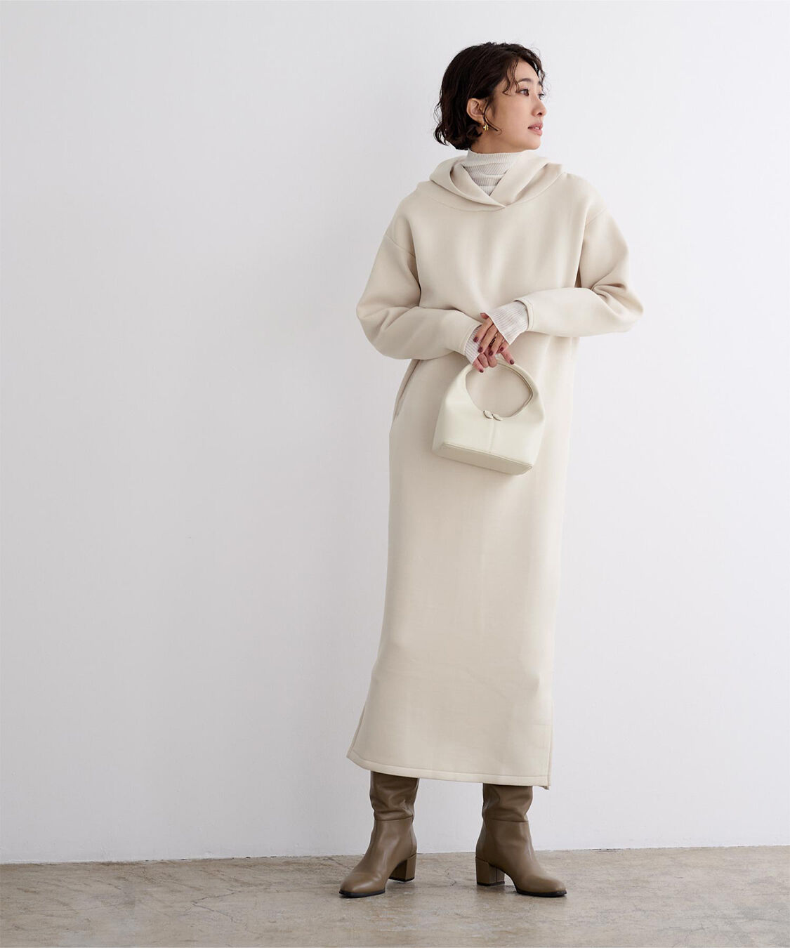 ur's「ボンディングフーディーワンピース」|ワンピース|