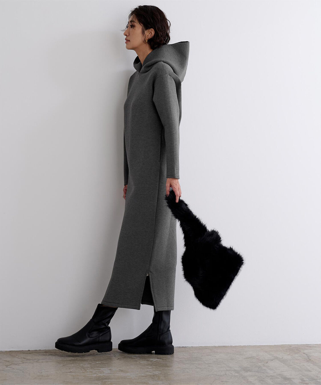 ur's「ボンディングフーディーワンピース」|ワンピース|