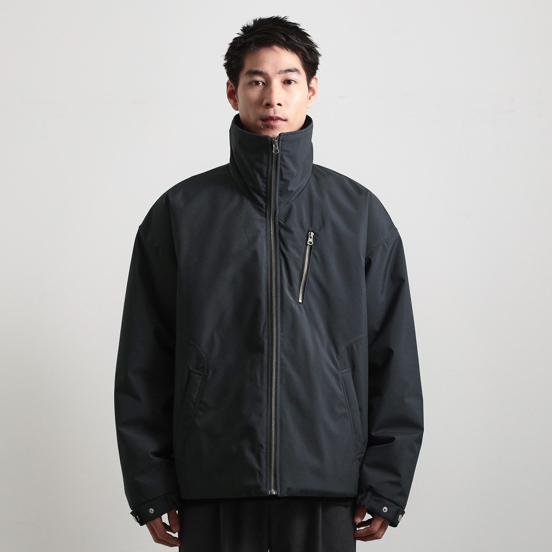 THE SHOP TK「【洗濯機可】きれいめにもカジュアルにも スタンドネックジップブルゾン」|ブルゾン・スタジャン|