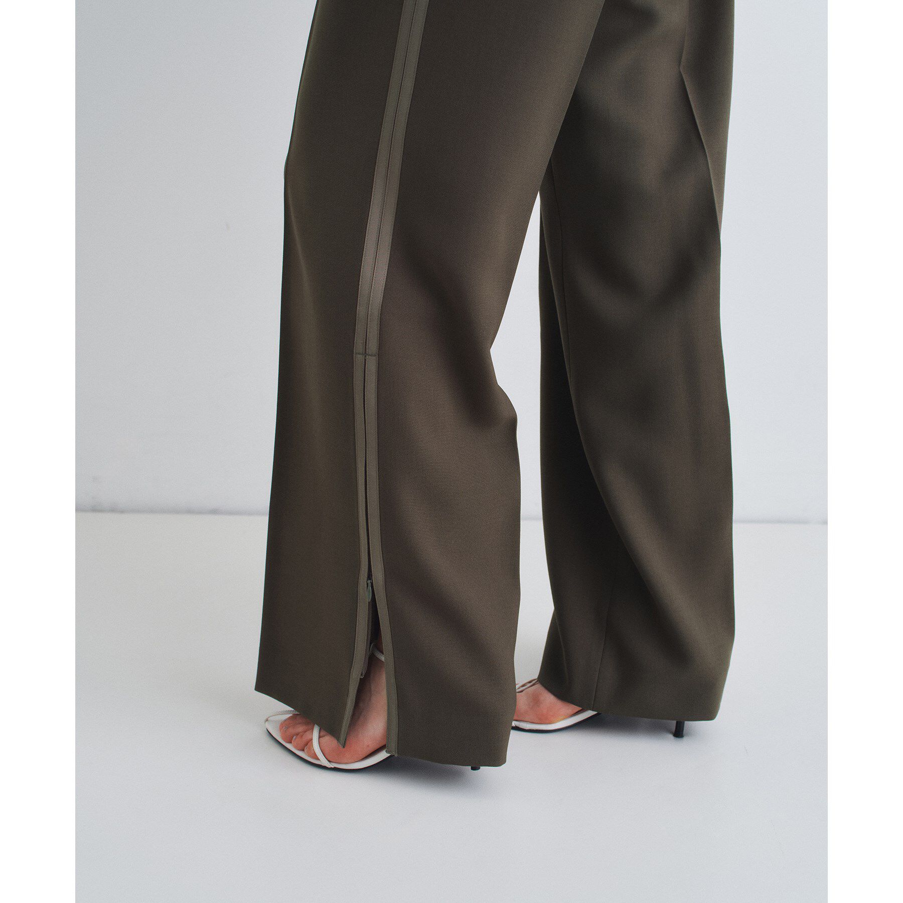 CODE A「line zip trousers」|その他|