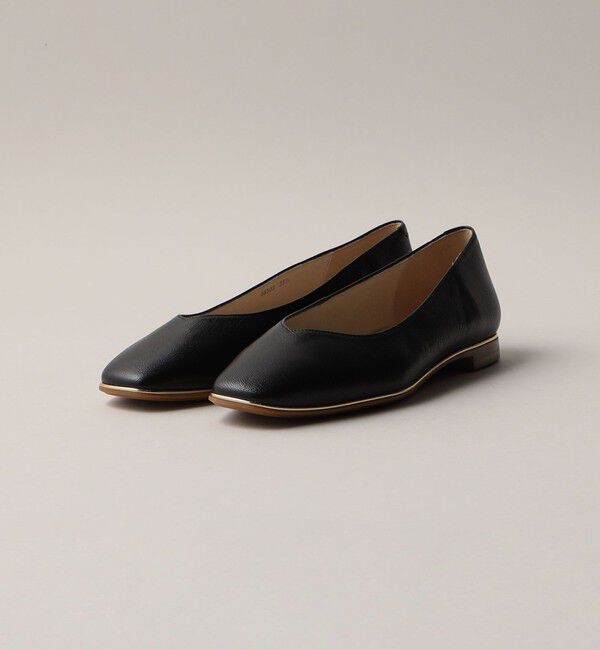 ODETTE E ODILE「ソフトVカット フラット15&darr;&uarr;」|パンプス|