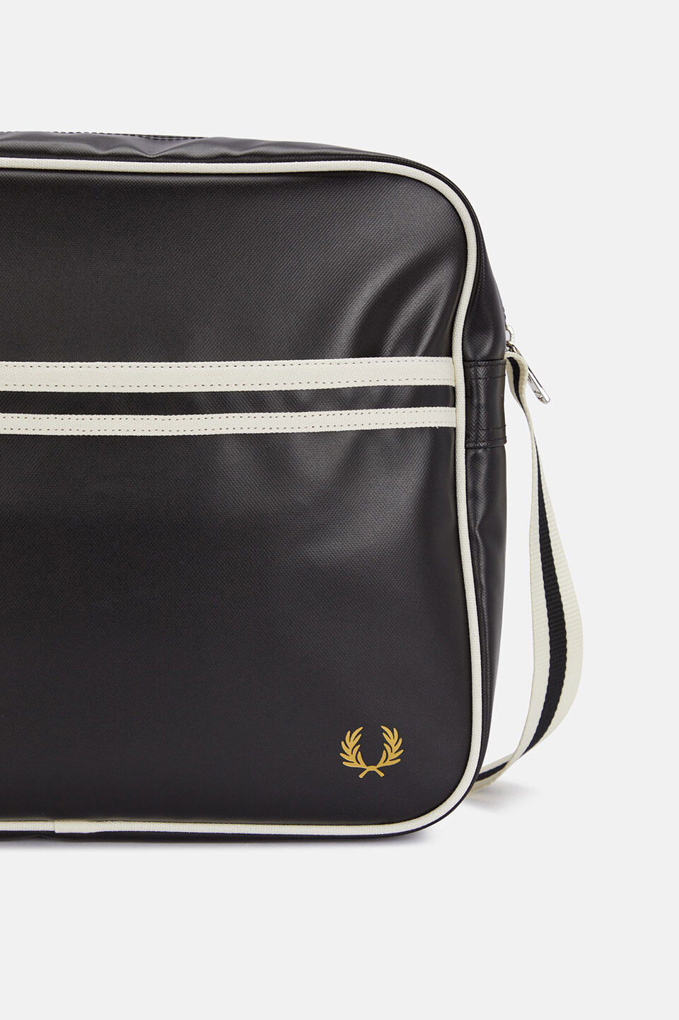 FRED PERRY 「Classic Shoulder Bag」|ショルダー・メッセンジャー|