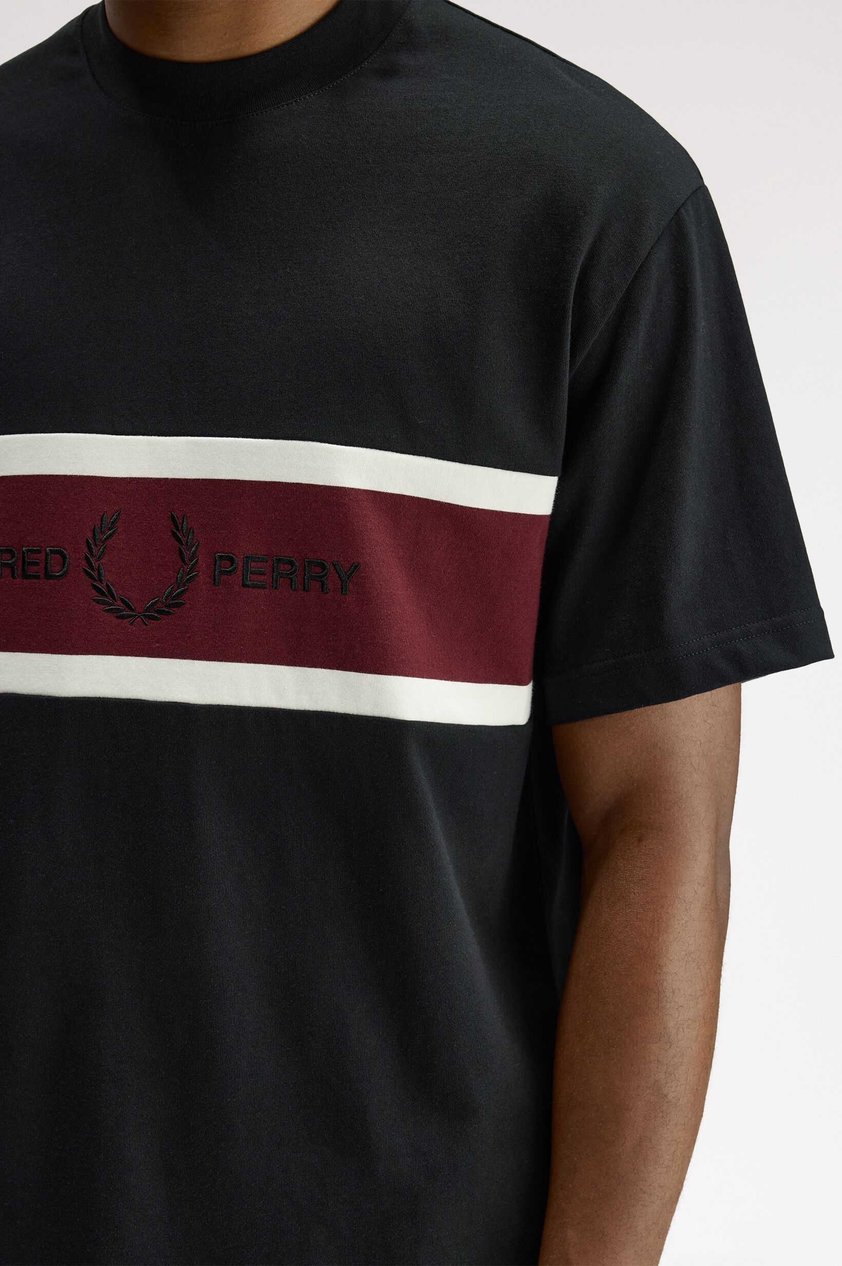 FRED PERRY 「Embroidered Panel T-Shirt」|Tシャツ・カットソー|