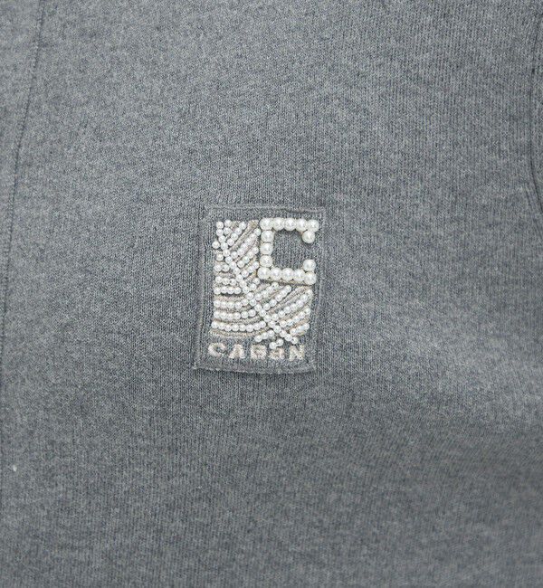 CABaN「コットンカシミヤ パールロゴポロカーディガン」|カーディガン|