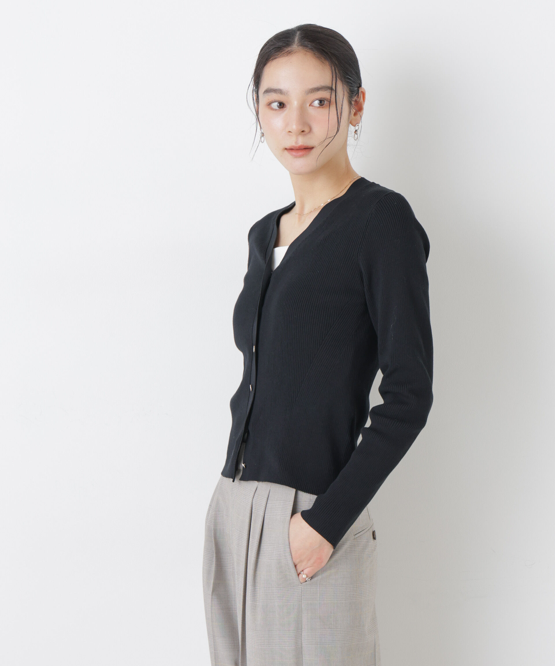 nano･universe「ウォッシャブルハイツイストVネックリブカーディガン」|ニット・セーター|