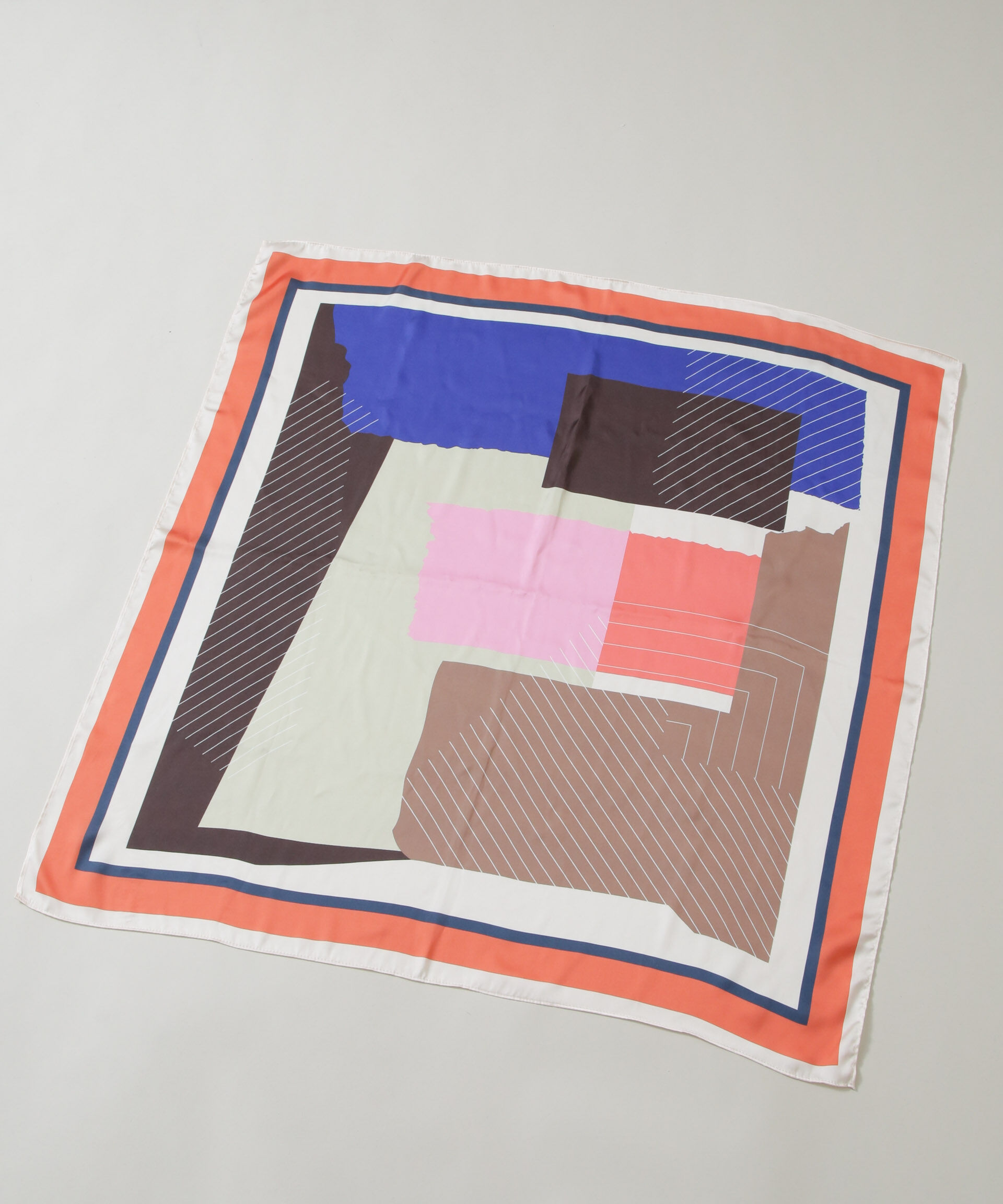 nano･universe「幾何柄スカーフ」|マフラー|