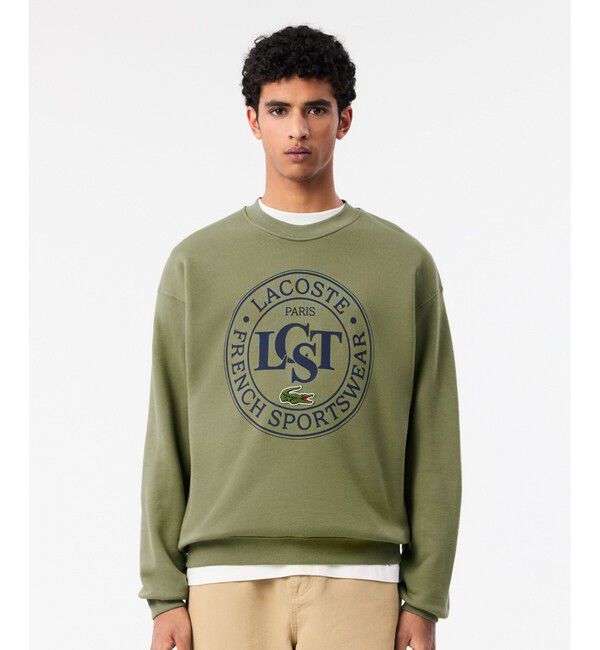 LACOSTE「オーバーサイズ LCSTサークルグラフィッククルーネックスウェット トレーナー」|スウェット・ジャージ|カーキ