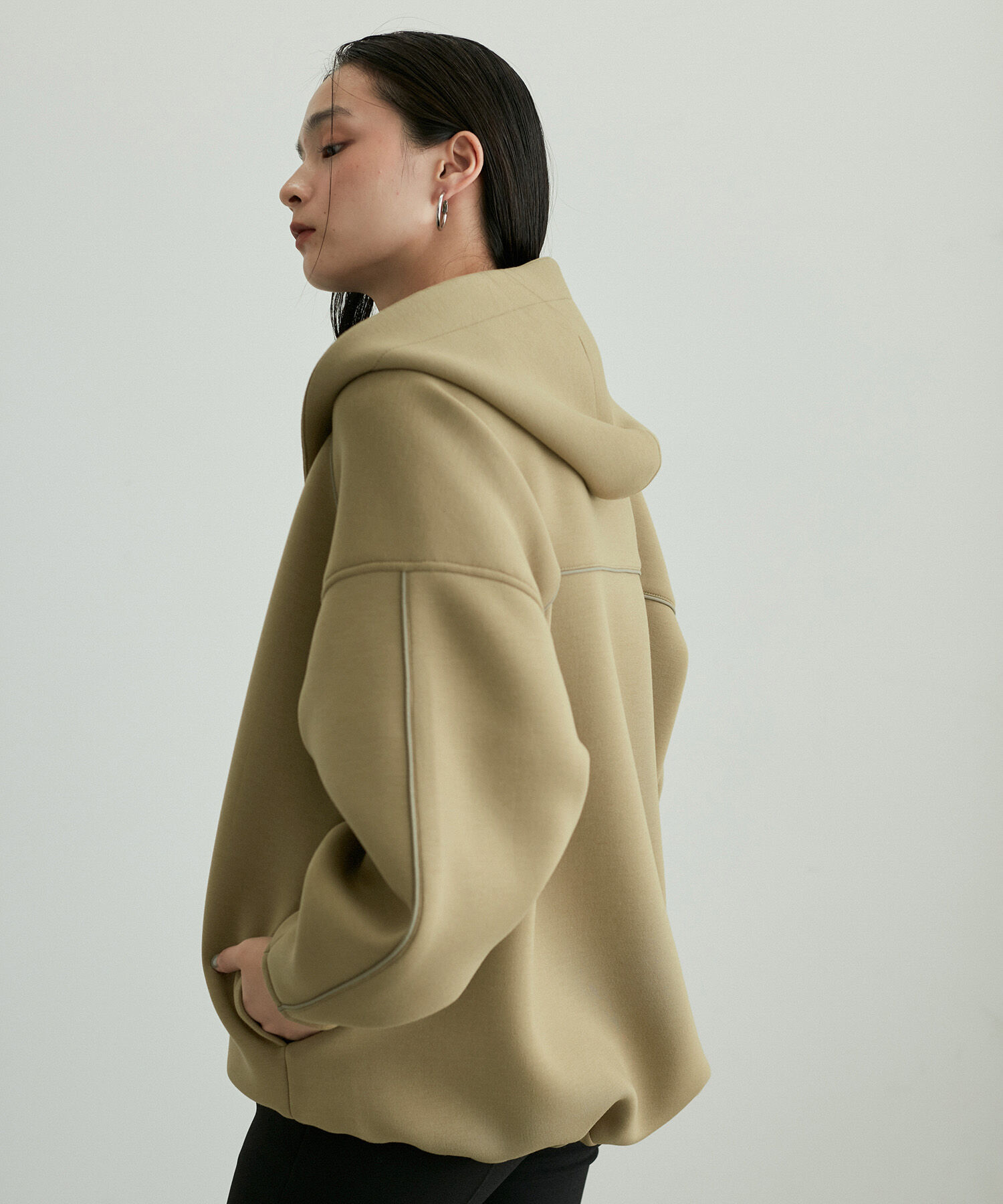 ADAM ET ROPE'「【サステナブル】フーディーブルゾン」|ブルゾン・スタジャン|