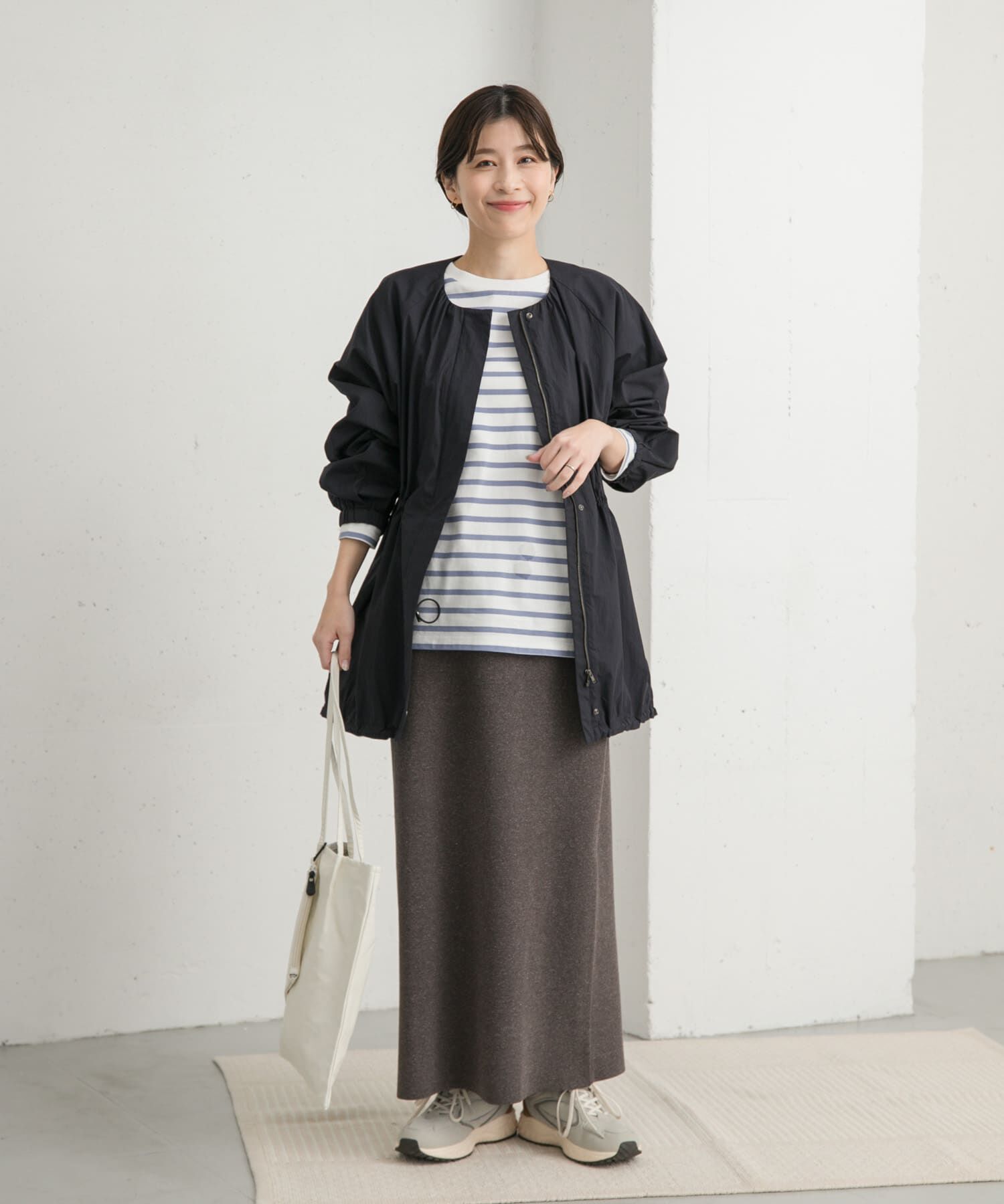 URBAN RESEARCH DOORS「ギャザーノーカラーブルゾン」|ブルゾン・スタジャン|