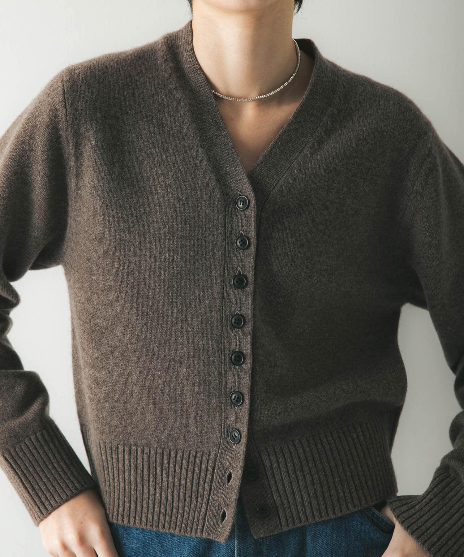 URBAN RESEARCH「カシミヤ強縮Vネックカーディガン」|カーディガン|