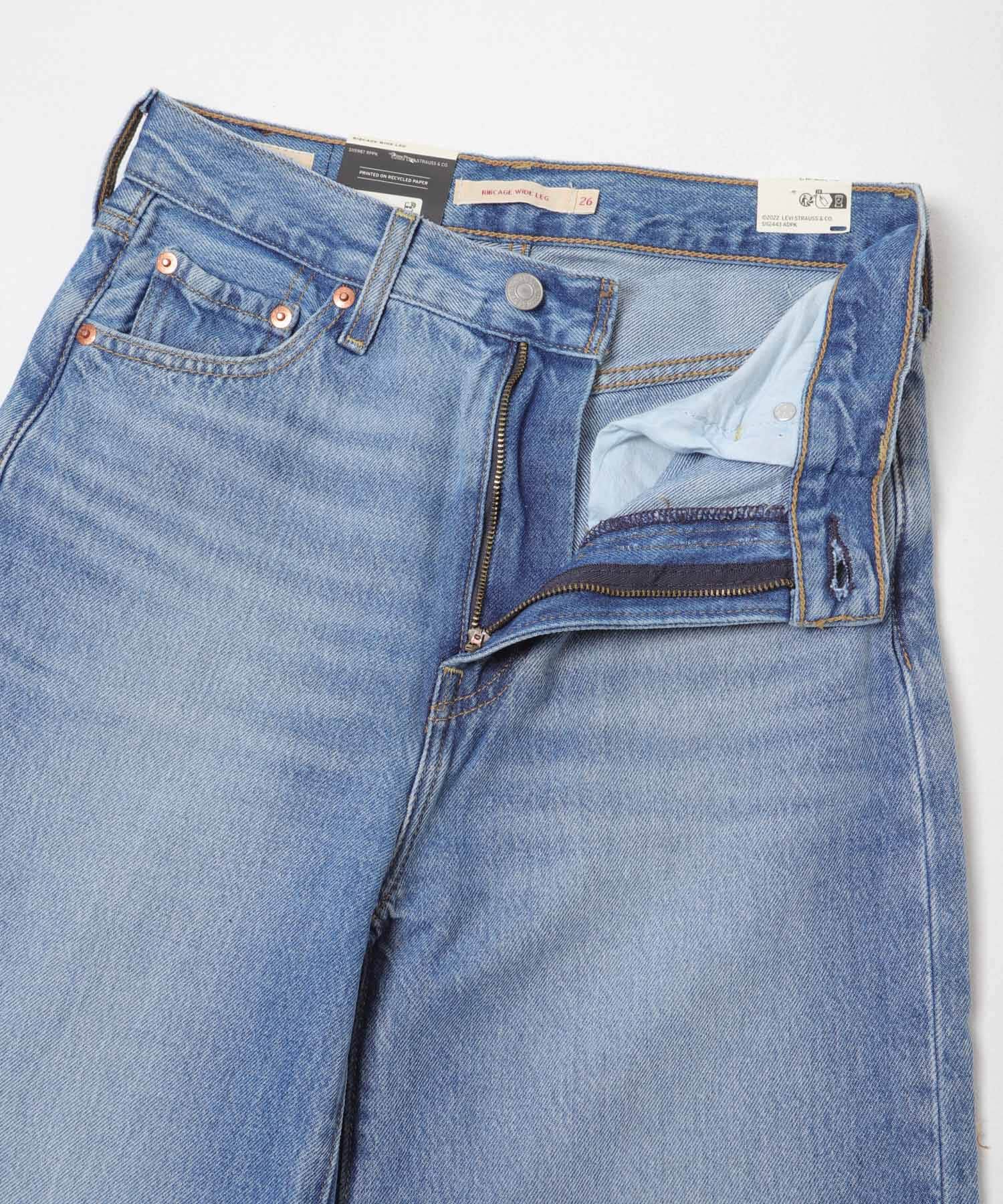URBAN RESEARCH DOORS「LEVI&rsquo;S　RIBCAGE WIDE LEG H」|デニム|