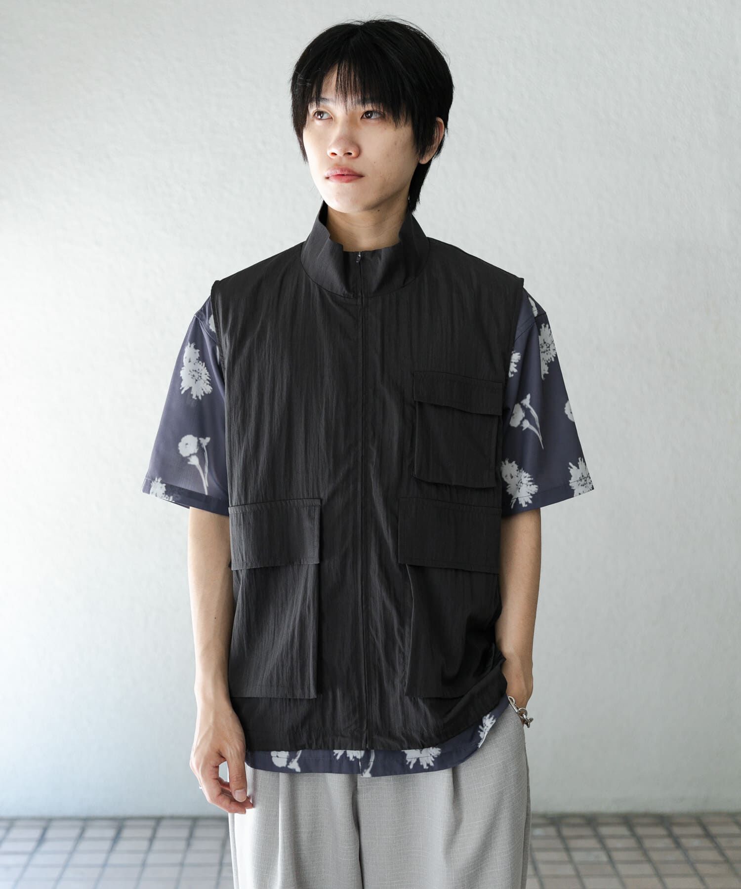 SENSE OF PLACE by URBAN RESEARCH「ユーティリティスタンドベスト」|ブルゾン・スタジャン|