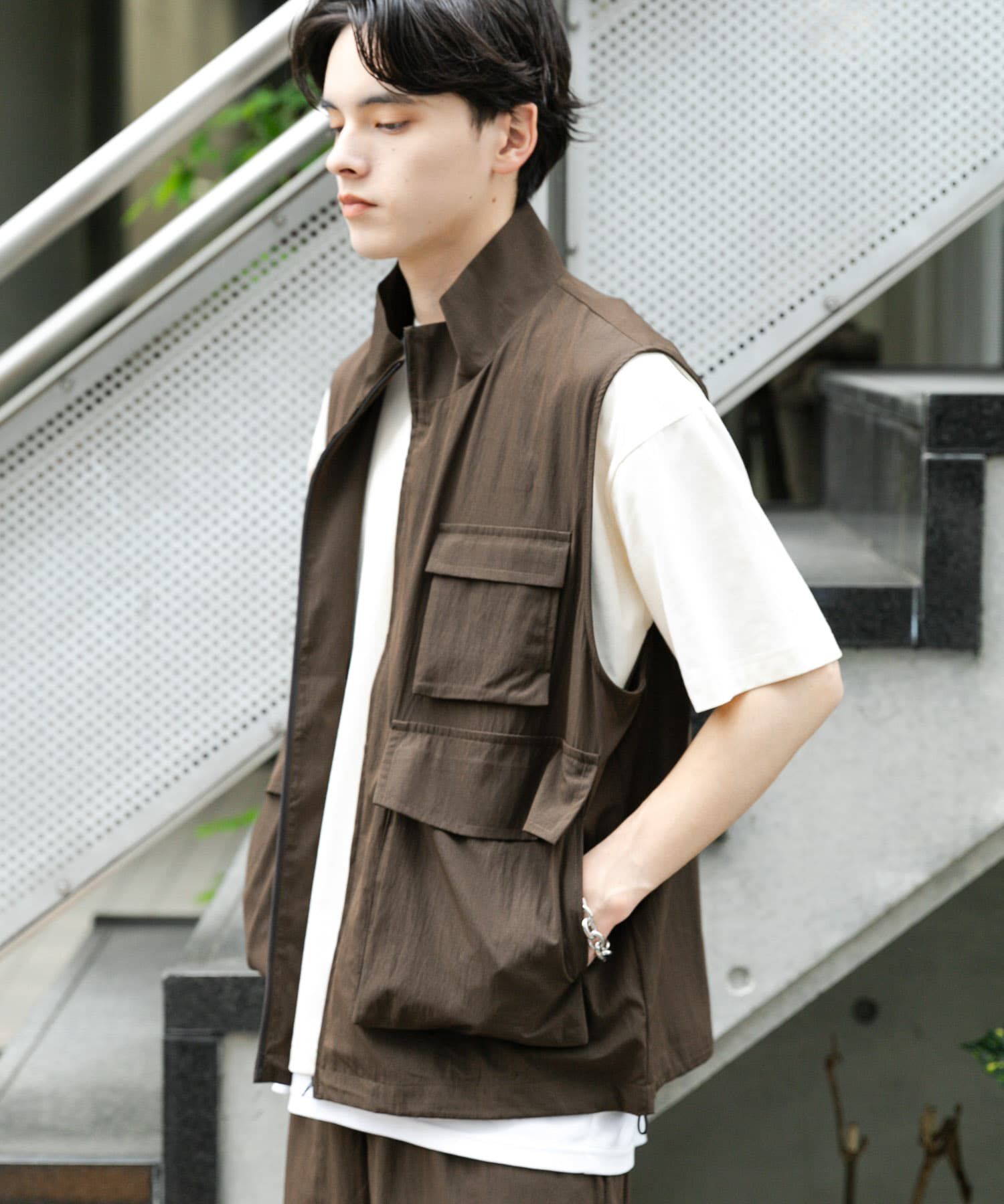 SENSE OF PLACE by URBAN RESEARCH「ユーティリティスタンドベスト」|ブルゾン・スタジャン|