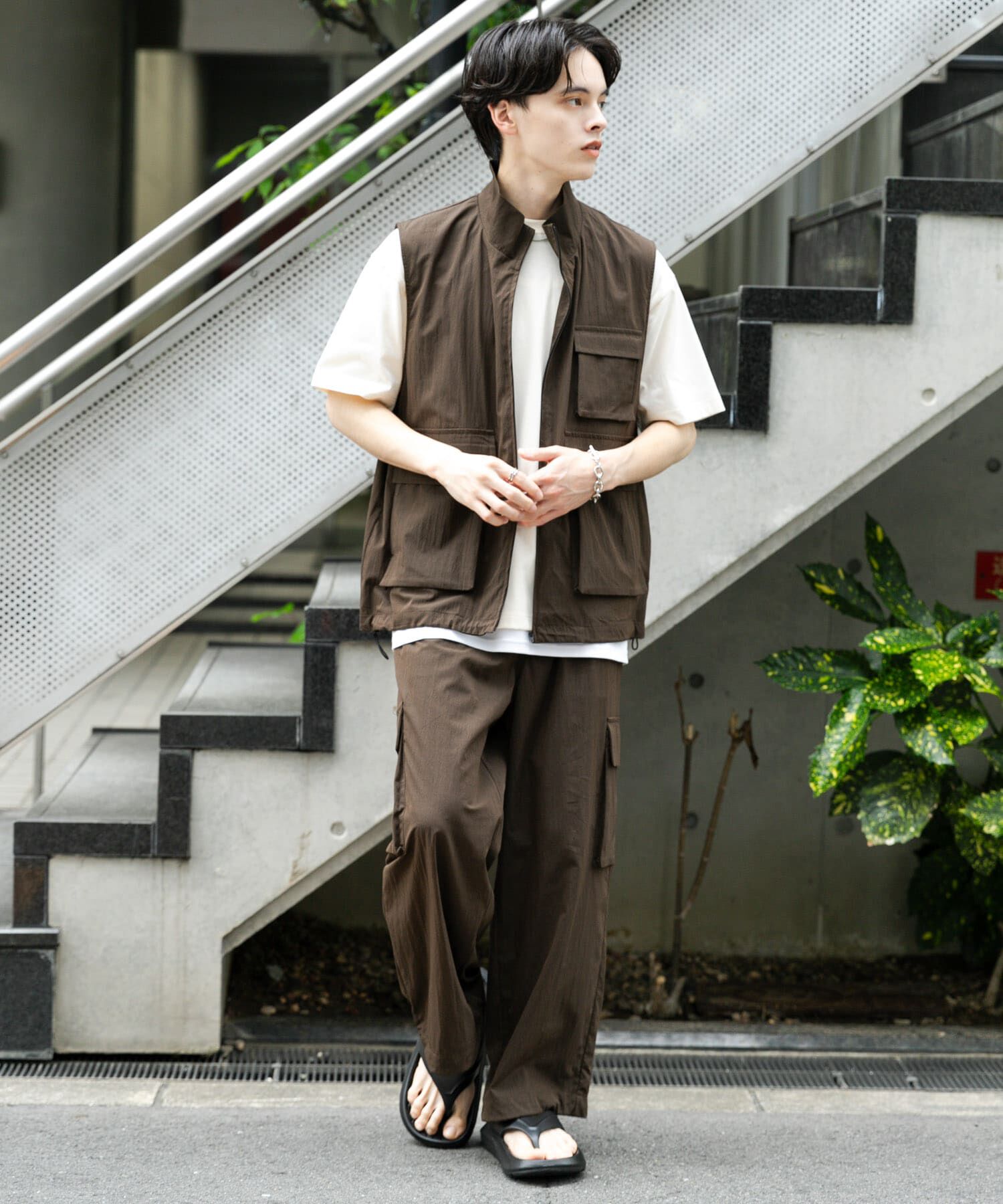 SENSE OF PLACE by URBAN RESEARCH「ユーティリティスタンドベスト」|ブルゾン・スタジャン|