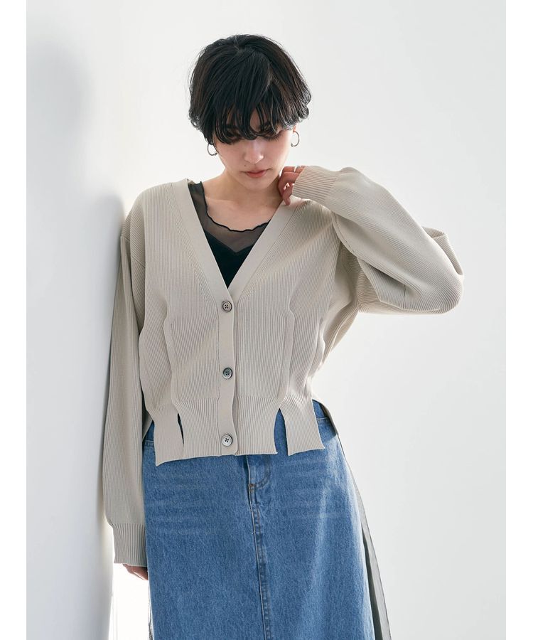 Editt by YECCA VECCA「タックスリットVネックカーディガン」|カーディガン|Light beige