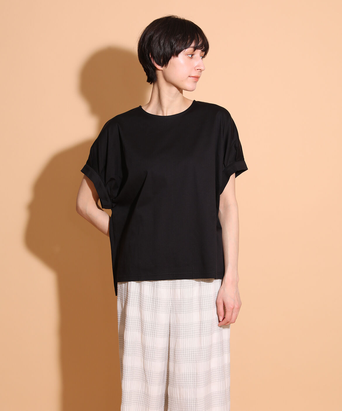 DAY by DAY it&rsquo;s international「スムースコットンタックスリーブカットソー」|Tシャツ・カットソー|ブラック