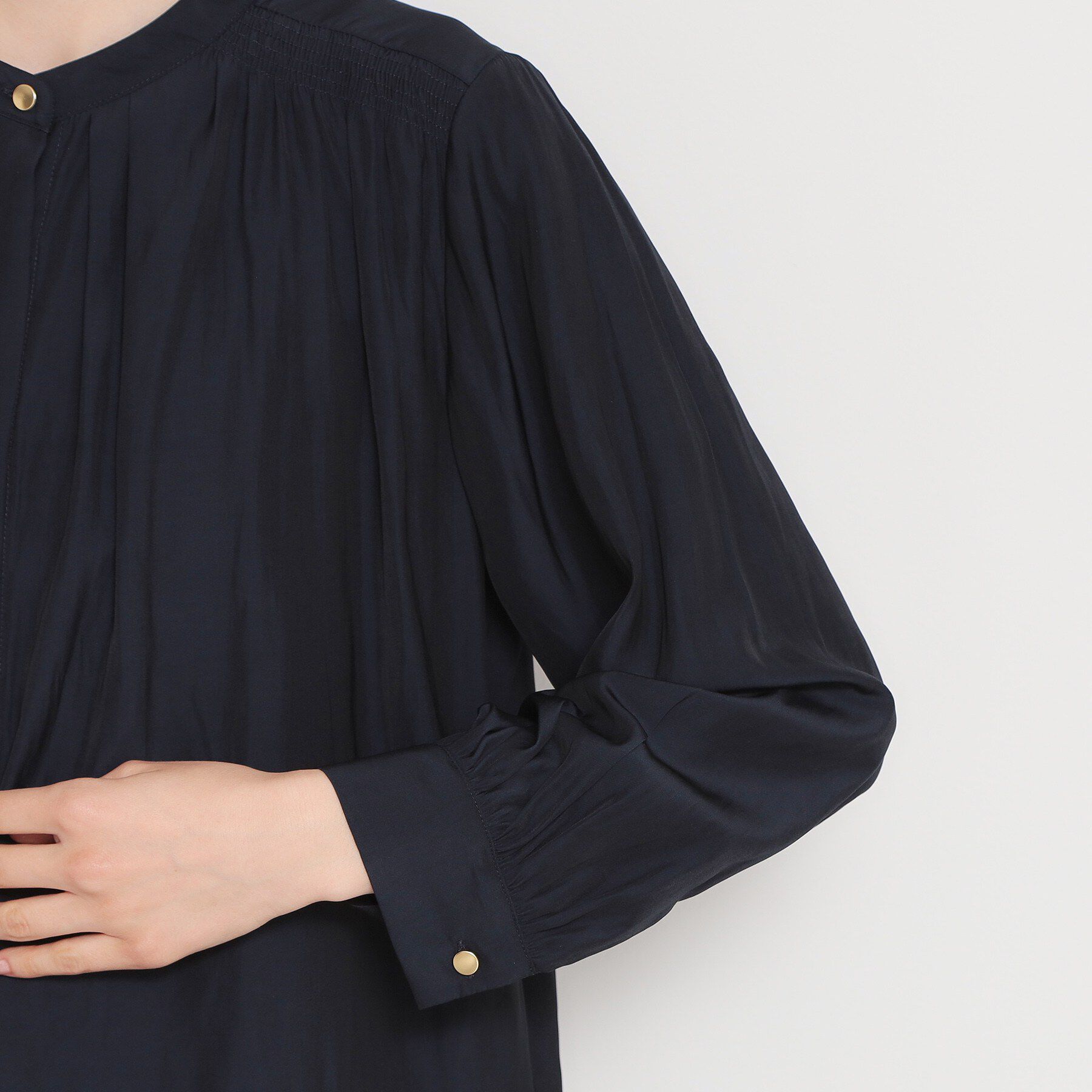 THE SHOP TK「ヴィンテージサテンギャザーブラウス」|シャツ・ブラウス|
