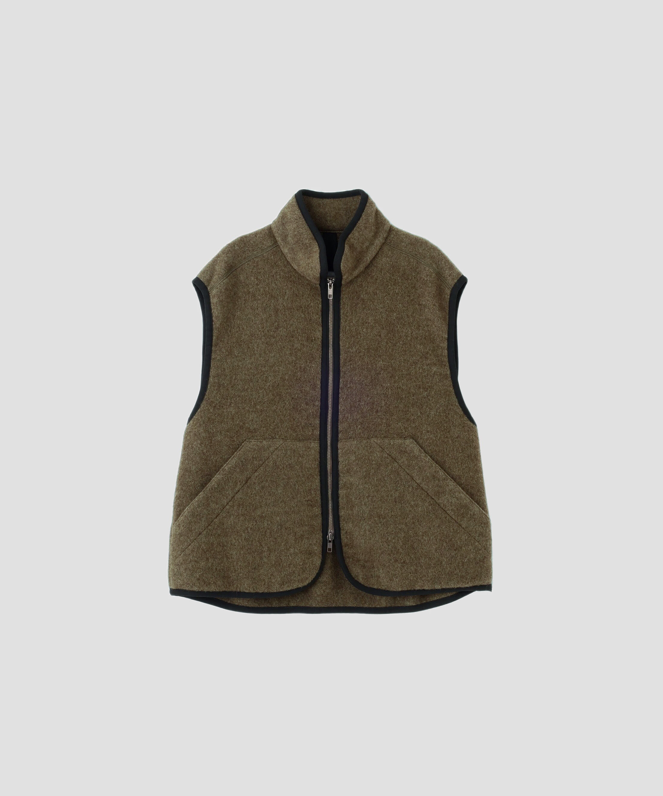 MHL.「SOFT WOOL FLEECE BLOUSON」|ブルゾン・スタジャン|