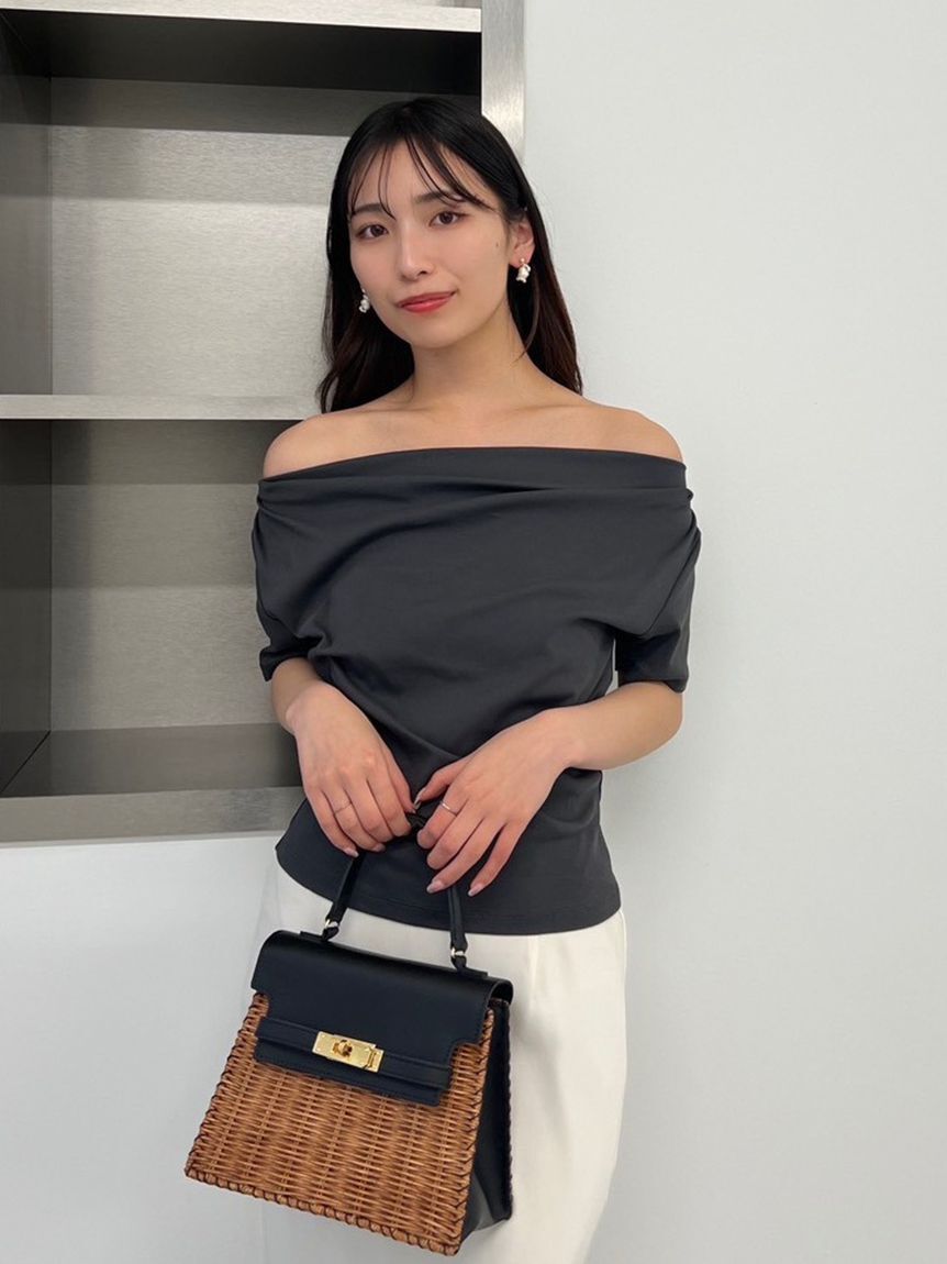 FRAY I.D「ドレープネックオフショルカットソー／ウォッシャブル」|Tシャツ・カットソー|