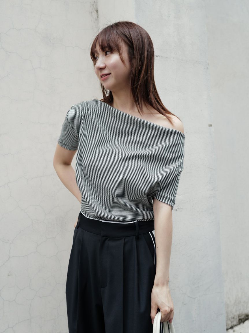 FRAY I.D「ドレープネックオフショルカットソー／ウォッシャブル」|Tシャツ・カットソー|