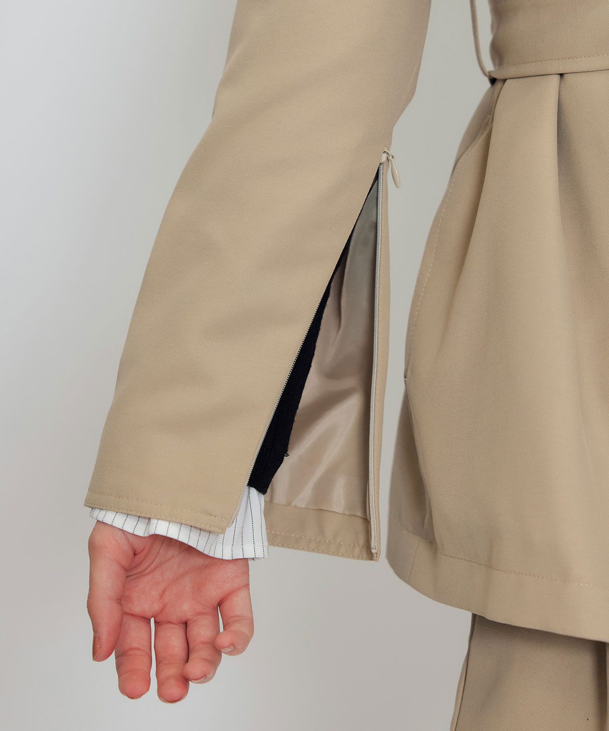 REDYAZEL「2WAYエンブレムボタンミドルトレンチコート」|トレンチコート|