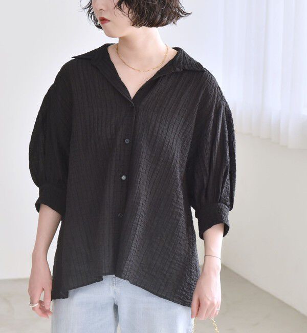 quaranciel「quaranciel :〈洗濯機可能〉シアー バンピー レギュラーカラー パフ シャツ ブラウス」|シャツ・ブラウス|