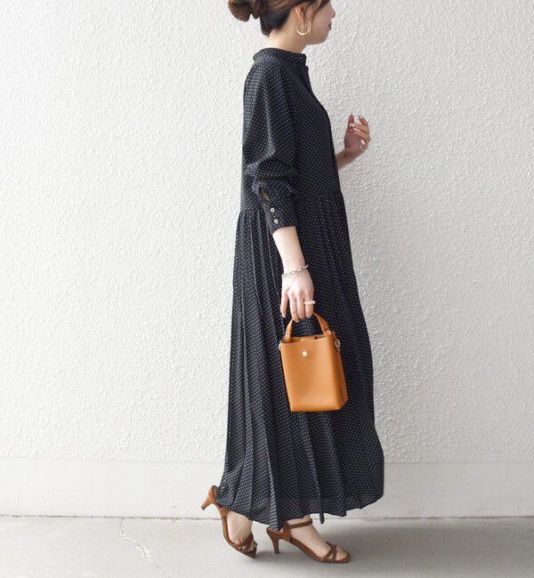 SHIPS any「SHIPS any:〈手洗い可能〉ドット バンドカラー プリーツ ロング ワンピース」|ワンピース|