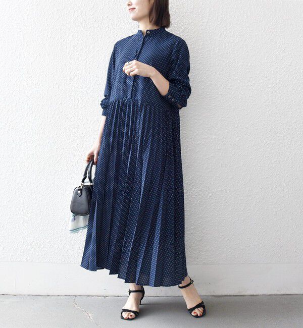 SHIPS any「SHIPS any:〈手洗い可能〉ドット バンドカラー プリーツ ロング ワンピース」|ワンピース|ネイビー
