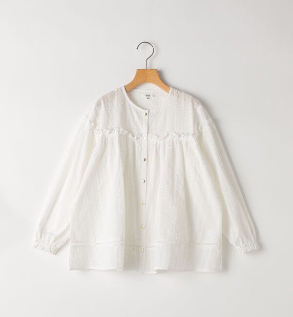 SHIPS KIDS「SHIPS KIDS:140～150cm / ギャザーフリル 刺繍 ブラウス」|シャツ・ブラウス|ホワイト