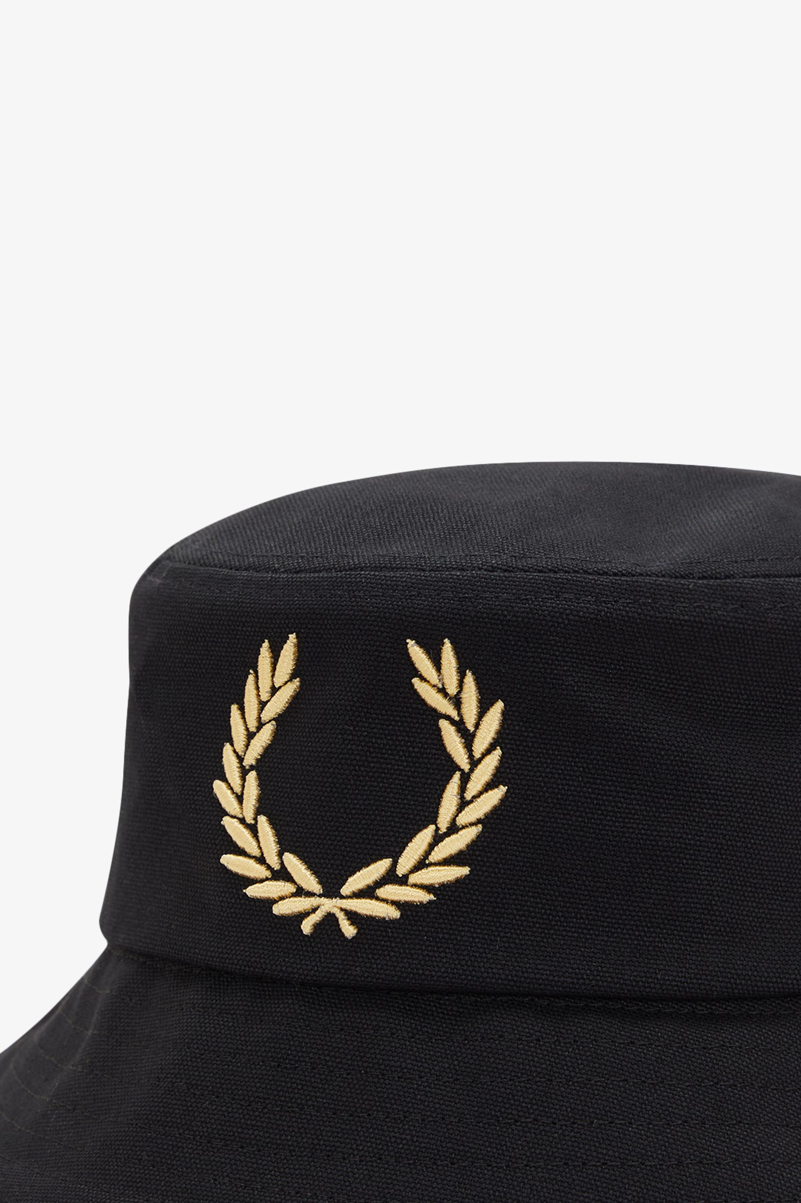 FRED PERRY 「Bold Branding Canvas Bucket Hat」|ハット|