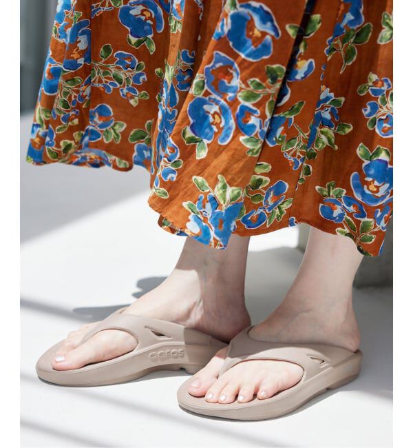 SLOBE IENA「《追加予約》OOFOS/ウーフォス Ooriginal リカバリーサンダル」|サンダル|