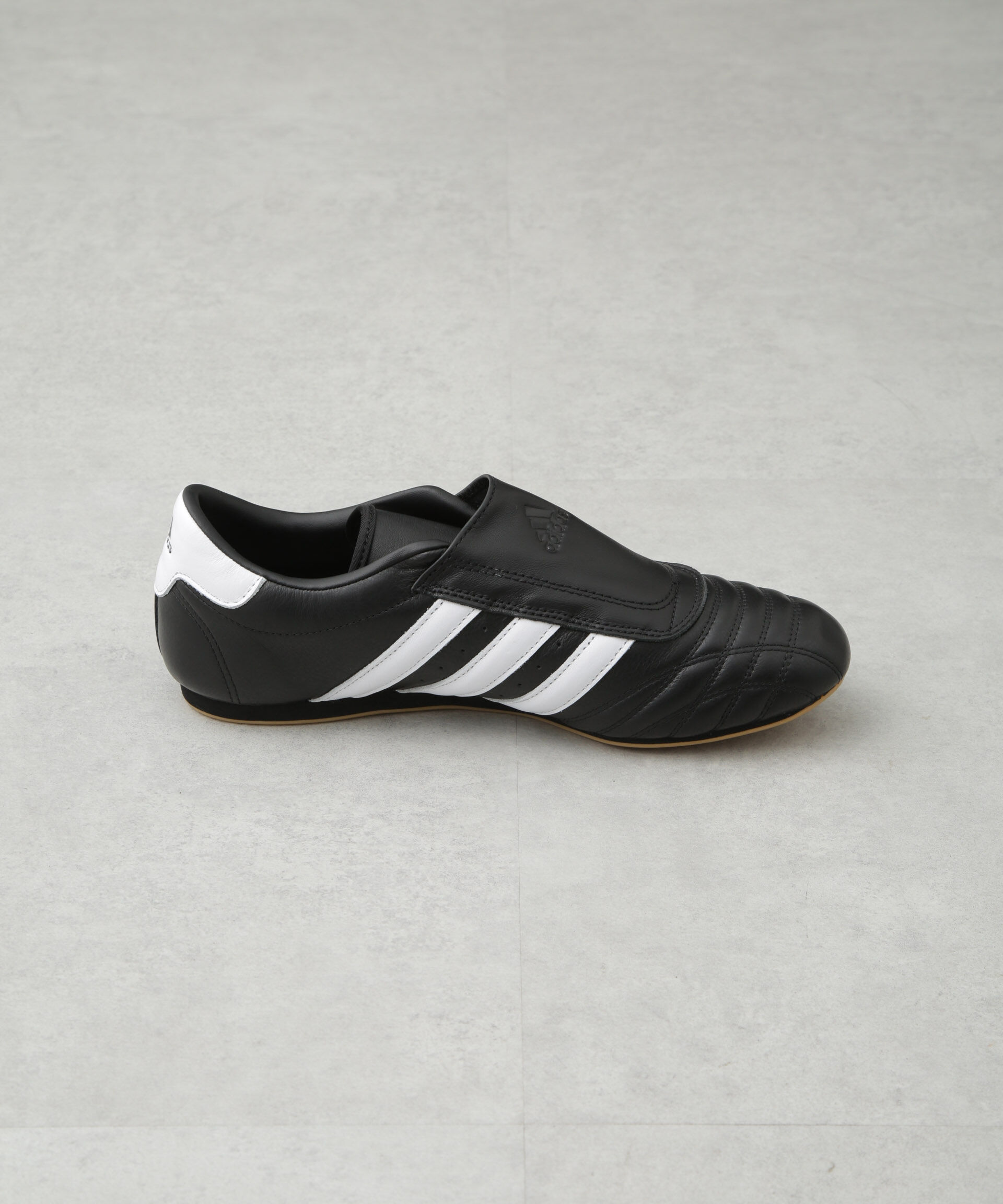 nano･universe「adidas/TAEKWONDO W」|スニーカー|