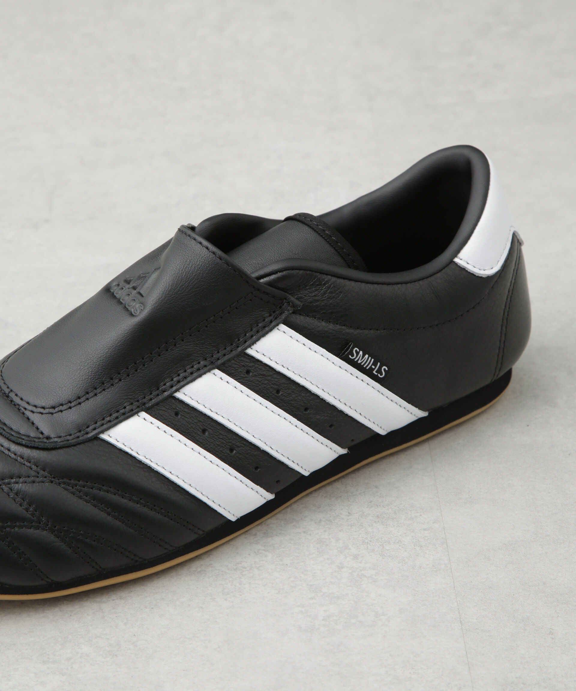 nano･universe「adidas/TAEKWONDO W」|スニーカー|