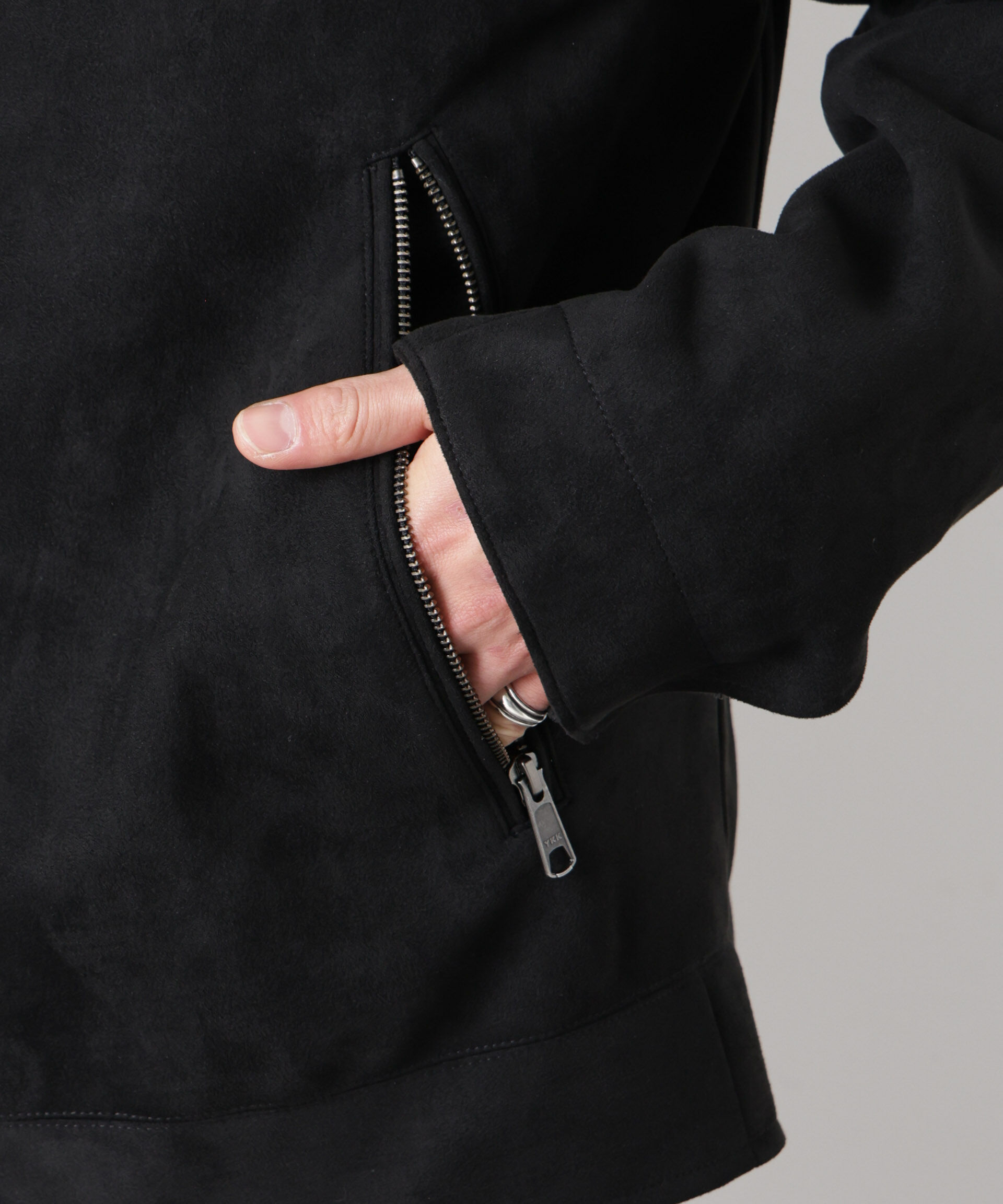 nano･universe「フェイクスエードバンドカラーライダースジャケット」|ブルゾン・スタジャン|