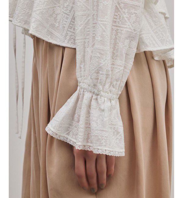 GRACE CONTINENTAL「エンブロイダリーフリルブラウス」|シャツ・ブラウス|