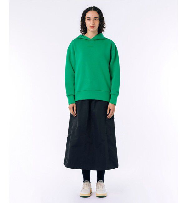 LACOSTE「ブランドネームロゴステッチ クロップド丈 ダブルフェイススウェットフーディー / スウェットパーカー」|パーカー|