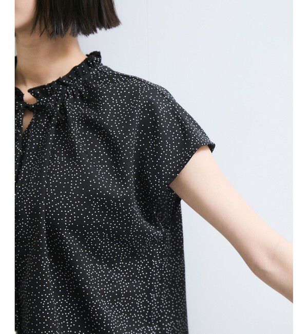 VIS「【WEB限定】ドットフリルネックブラウス/通勤対応」|シャツ・ブラウス|