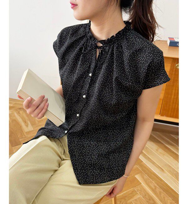VIS「【WEB限定】ドットフリルネックブラウス/通勤対応」|シャツ・ブラウス|