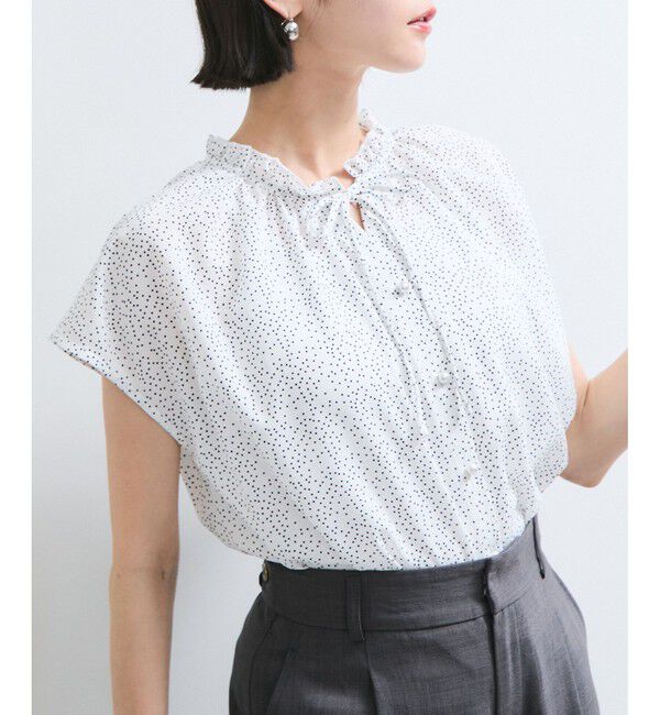VIS「【WEB限定】ドットフリルネックブラウス/通勤対応」|シャツ・ブラウス|