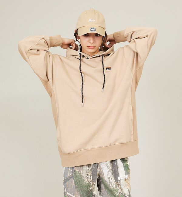 ABAHOUSE「【NANGA  /ナンガ】エコハイブリッド ミニボックスロゴ エンブロイダリー」|パーカー|