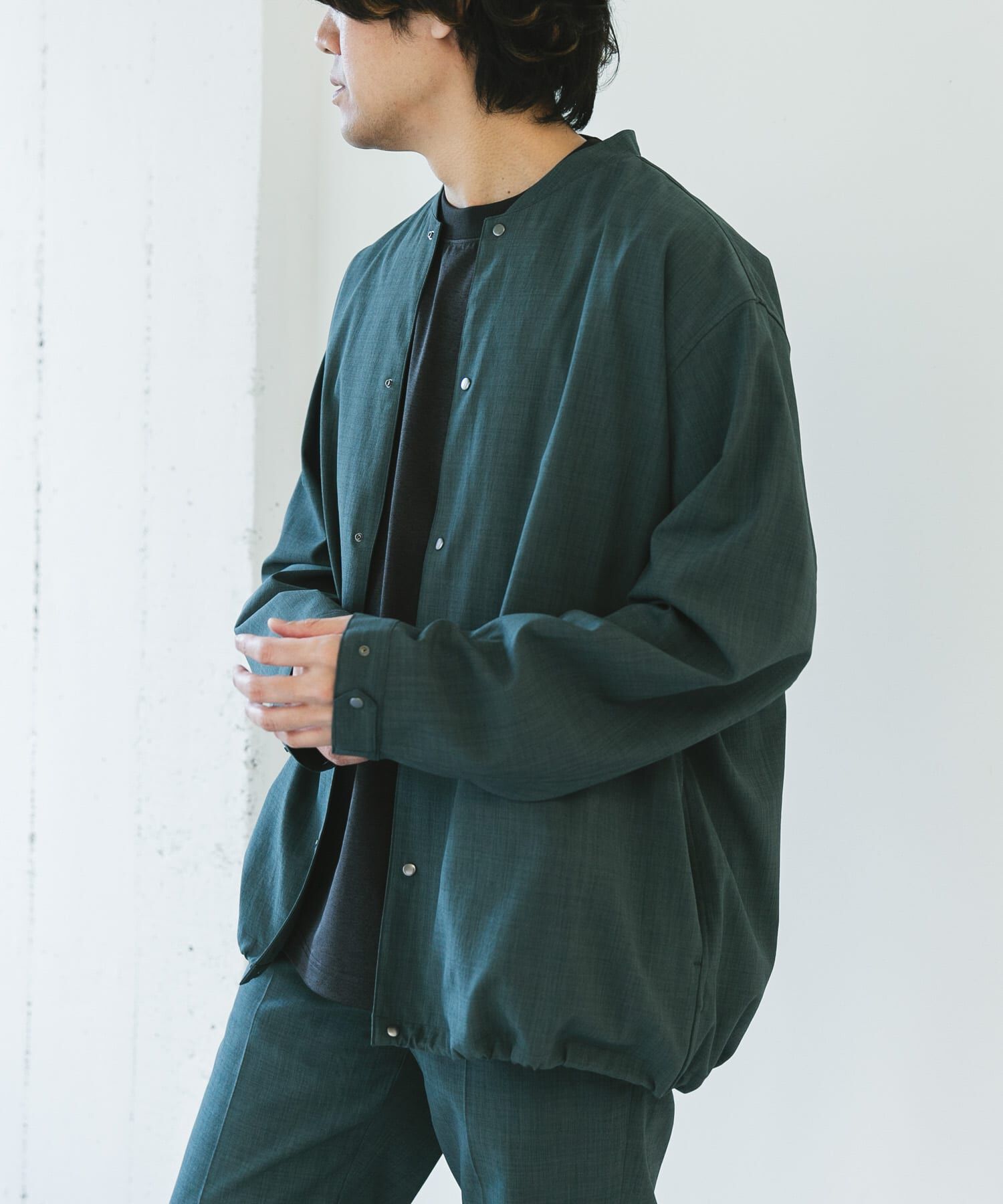 URBAN RESEARCH DOORS「『UR TECH DRYLUXE』『イージーケア/速乾/UVカット』ノーカラーブルゾン」|ブルゾン・スタジャン|