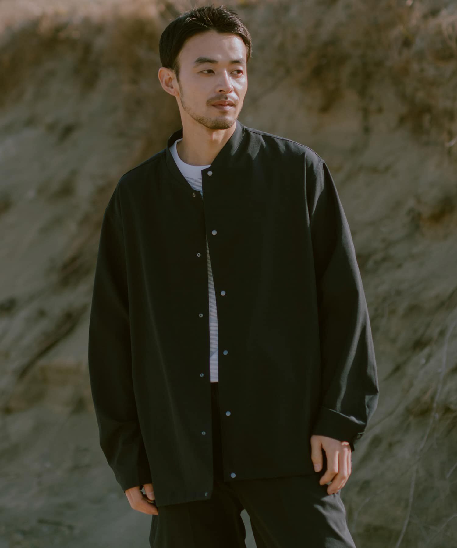 URBAN RESEARCH DOORS「『UR TECH DRYLUXE』『イージーケア/速乾/UVカット』ノーカラーブルゾン」|ブルゾン・スタジャン|