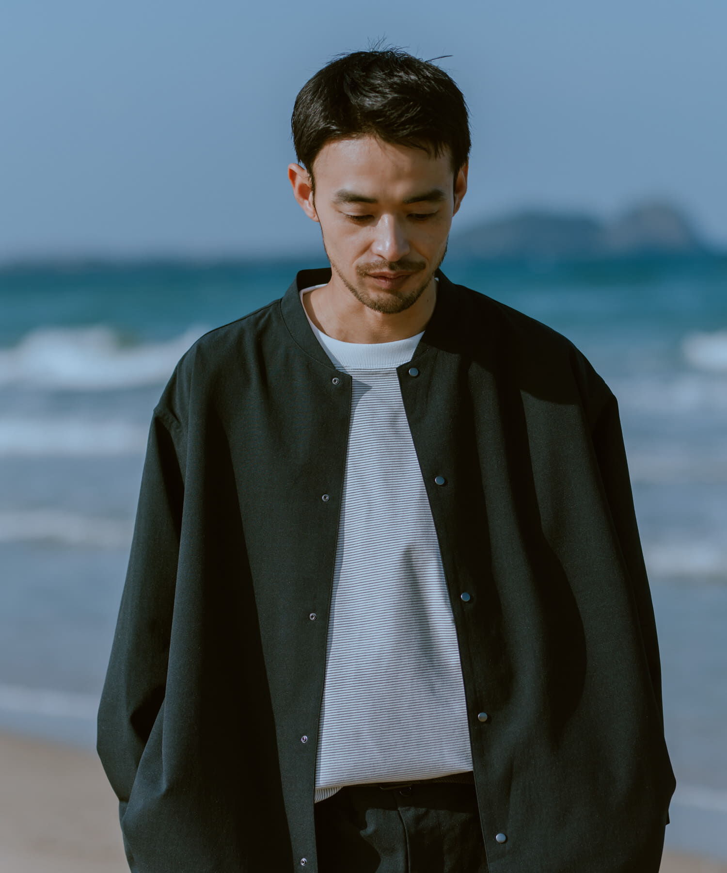 URBAN RESEARCH DOORS「『UR TECH DRYLUXE』『イージーケア/速乾/UVカット』ノーカラーブルゾン」|ブルゾン・スタジャン|