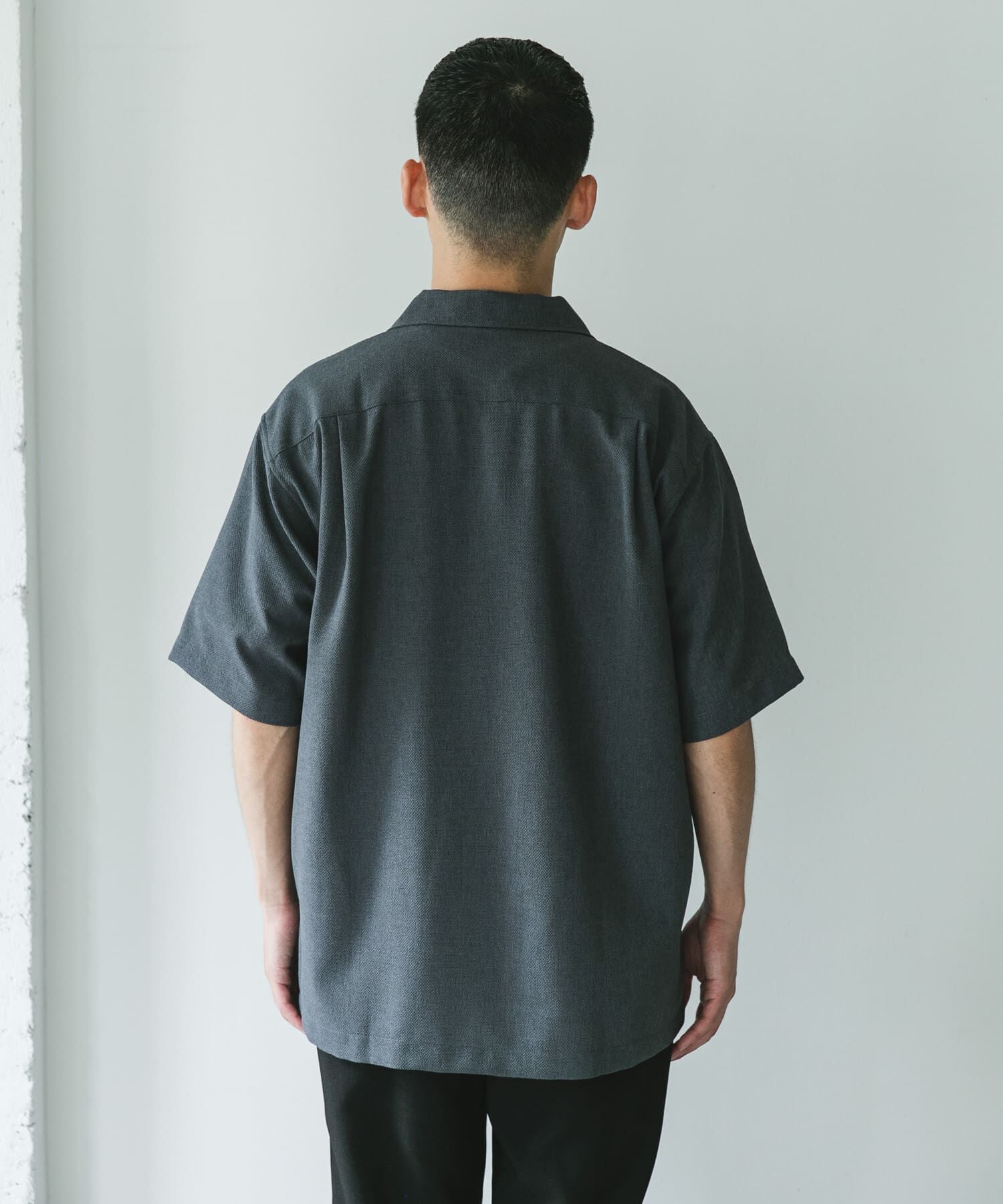 URBAN RESEARCH DOORS「マイクロサッカー オープンカラー ショートスリーブシャツ」|シャツ・ブラウス|