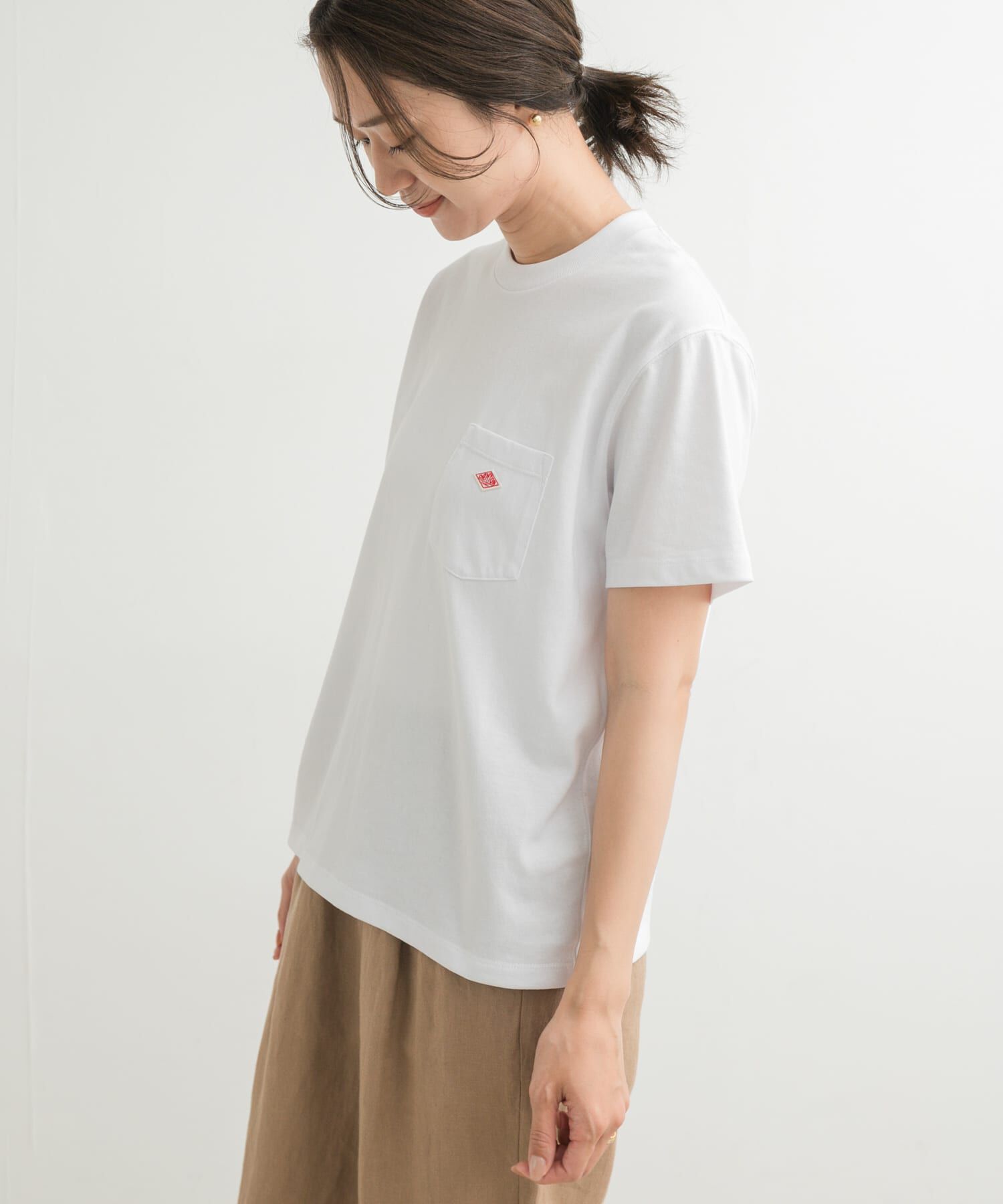 URBAN RESEARCH DOORS「DANTON　POCKET T-SHIRTS」|Tシャツ・カットソー|ホワイト